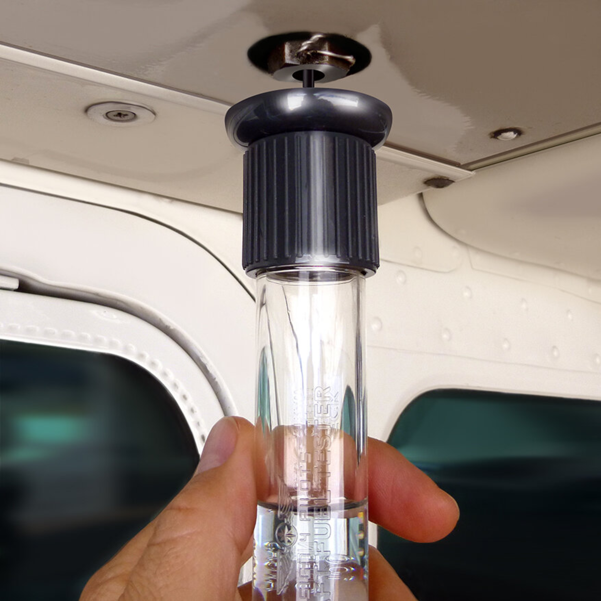 Design4Pilots - Aircraft Fuel Tester